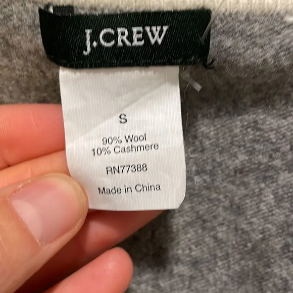 J. Crew woman’s grey and white button down sweater - Picture 7 of 13